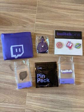 Twitch lot - Pins, Keychain, Pop Pack, Sticker Pack